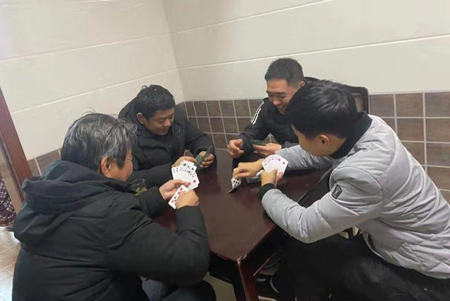 9728太阳集团春节前夕开展“迎新春”活动