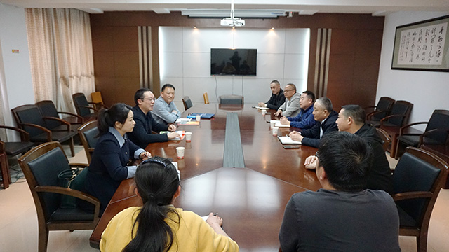 安庆市大观区副区长余忠轩一行莅临9728太阳集团调研指导工作