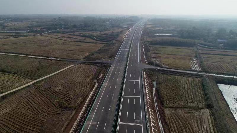 S366合六南通道全线顺利通车