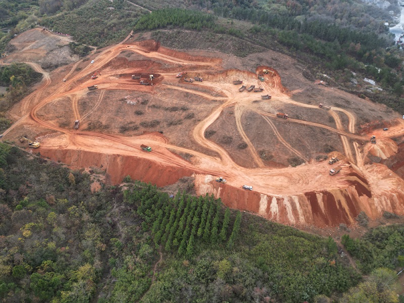 凝心聚力共奋进,携手迈向新征程——S22天天高速营岭隧道项目建设如火如荼