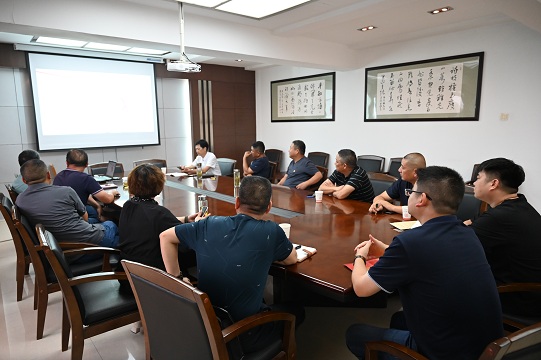 9728太阳集团党支部组织党员集体过“政治生日”